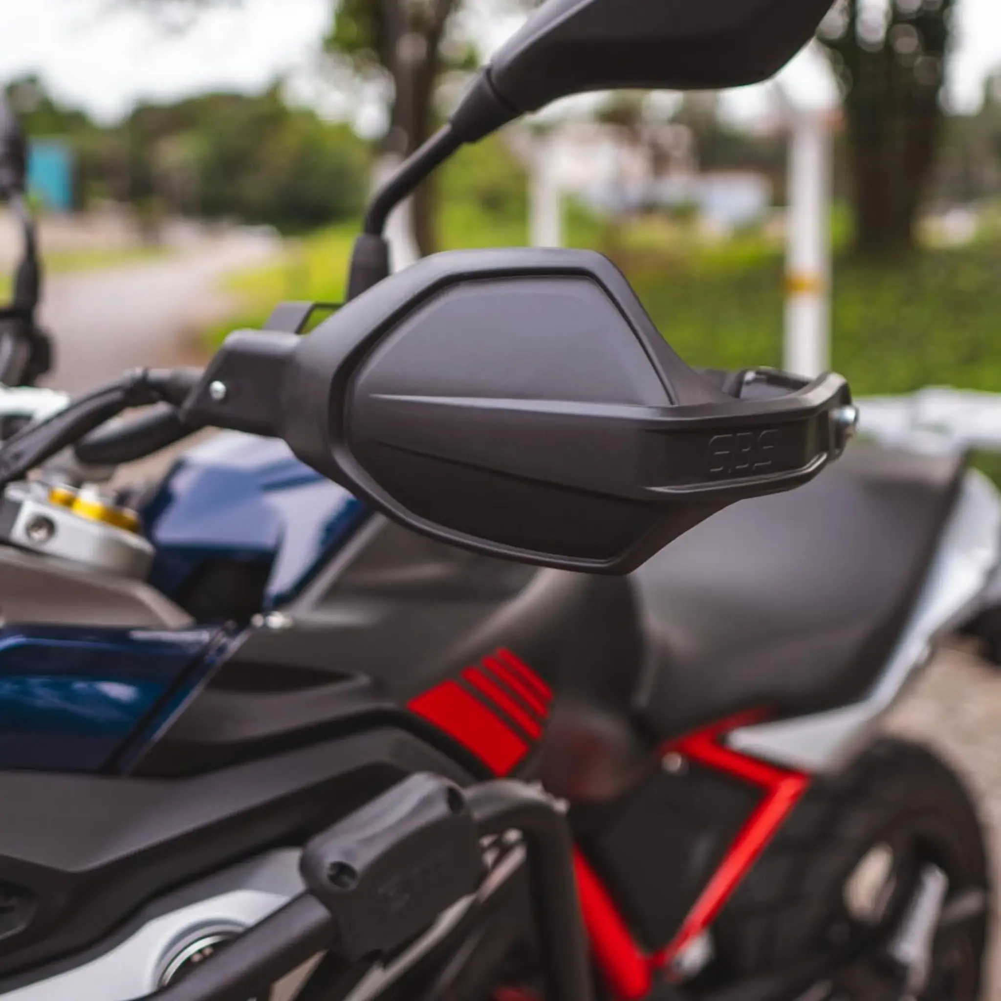 100-3.webp